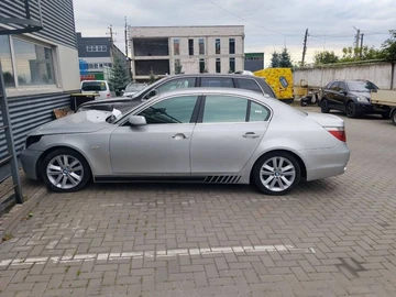 Авто BMW 5 Серия 2004 № 8927226