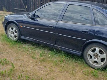Авто Opel Vectra 2000 № 8927377