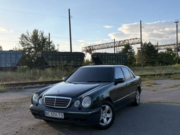 Авто Mercedes 320 2000 № 8927384