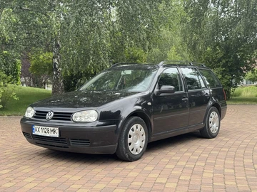 Авто Volkswagen Golf 2004 № 8927447