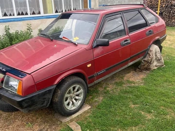 Авто ВАЗ 2109 1990 № 8927491