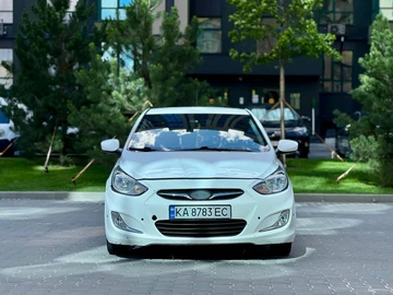 Авто Hyundai Accent 2015 № 8927562