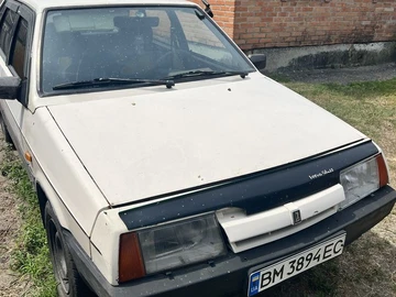Авто ВАЗ 2109 1989 № 8927573