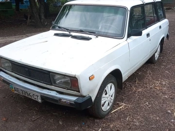 Авто ВАЗ 2104 2000 № 8927635