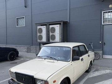 Авто ВАЗ 2107 1995 № 8927643