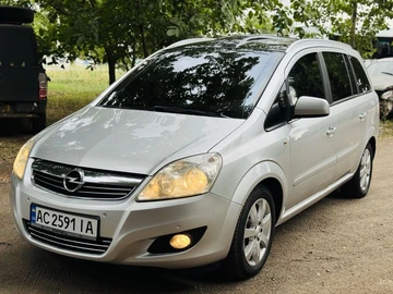 Авто Opel Zafira 2010 № 8927707
