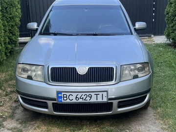 Авто Skoda Superb 2003 № 8927843
