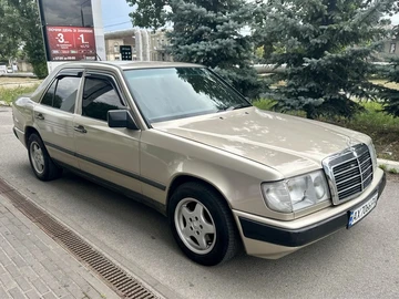 Авто Mercedes 230 1988 № 8927894