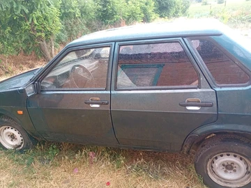 Авто ВАЗ 2109 2005 № 8927992