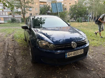 Авто Volkswagen Golf 2010 № 8928105