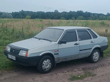 Авто ВАЗ 21099 2004 № 8928115