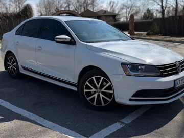Авто Volkswagen Jetta 2017 № 8928173