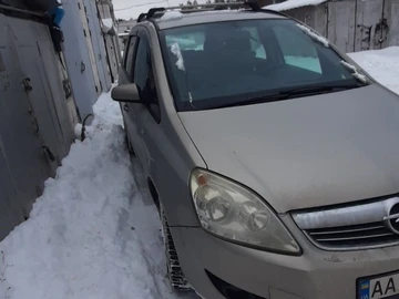 Авто Opel Zafira 2008 № 8928181
