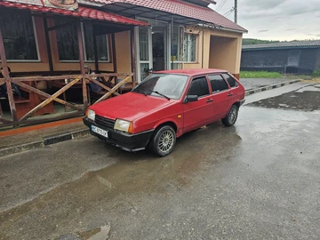 Авто ВАЗ 2109 1993 № 8928195