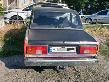 Авто ВАЗ 2107 1991 № 8928210
