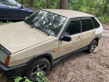 Авто ВАЗ 2109 1998 № 8928283
