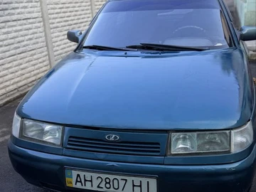 Авто ВАЗ 2110 2002 № 8928317