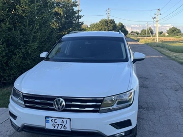 Авто Volkswagen Tiguan 2018 № 8928322