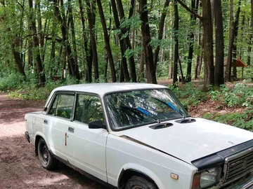 Авто ВАЗ 2107 1995 № 8928634