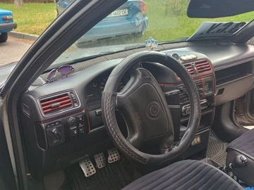 Авто Opel Vectra 1993 № 8928906