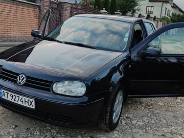 Авто Volkswagen Golf 1998 № 8928927