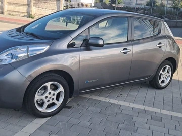 Авто Nissan Leaf 2014 № 8929335