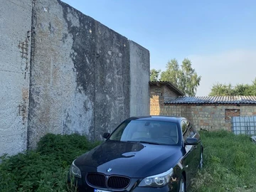 Авто BMW 5 Серия 2005 № 8929389
