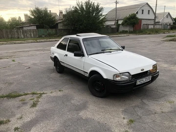 Авто Ford Escort 1987 № 8929444