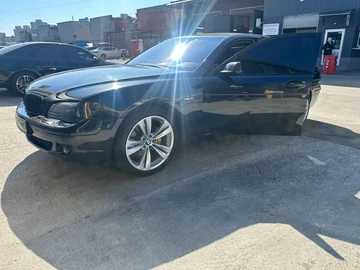 Авто BMW 7 Серия 2007 № 8929564