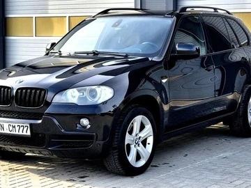 Авто BMW X5 2010 № 8929924