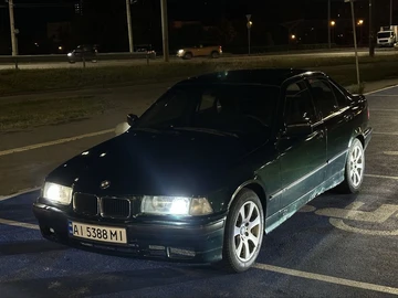 Авто BMW 3 Серия 1992 № 8929950