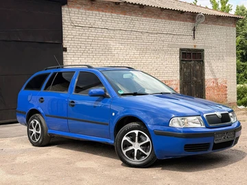 Авто Skoda Octavia 2002 № 8929954