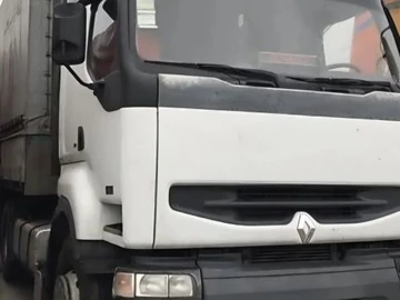 Авто Renault 4 2002 № 8930061