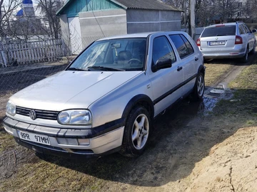 Авто Volkswagen Golf 1995 № 8930062