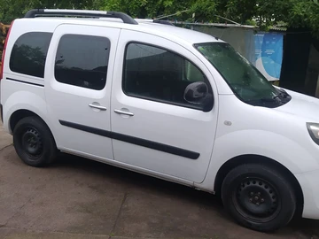 Авто Renault Kangoo Passenger 2014 № 8930248