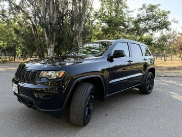 Авто Jeep Grand Cherokee 2019 № 8930252