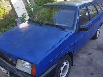 Авто ВАЗ 2109 1990 № 8930259