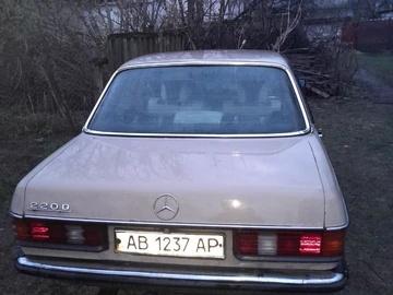 Авто Mercedes W123 1979 № 8930330