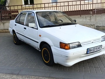 Авто Nissan Sunny 1988 № 8930426