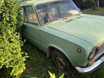Авто ВАЗ 2101 1984 № 8930420