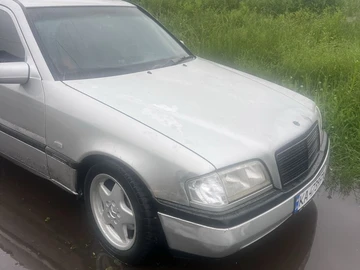 Авто Mercedes 200 1997 № 8930448
