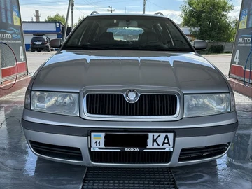 Авто Skoda Octavia 2003 № 8930515