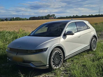 Авто Hyundai Ioniq 2021 № 8930630