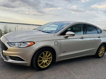 Авто Ford Fusion Usa  2016 № 8930632