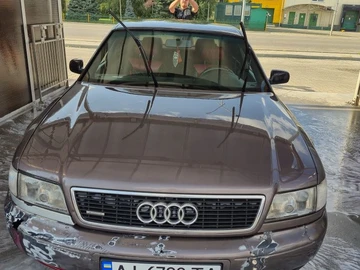 Авто Audi A8 1995 № 8930635