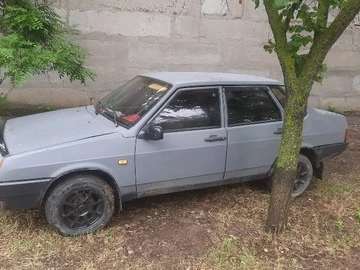 Авто ВАЗ 21099 1997 № 8930734