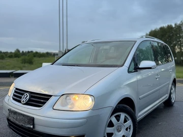 Авто Volkswagen Touran 2004 № 8930738