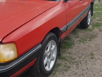 Авто Audi 100 1988 № 8930766