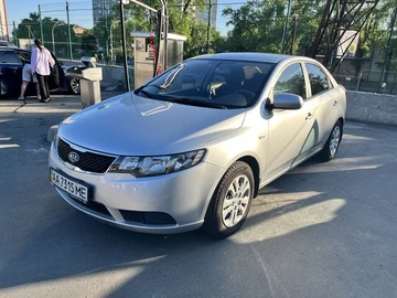 Авто KIA Cerato Forte  2012 № 8930840