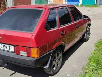 Авто ВАЗ 21093 1990 № 8930860